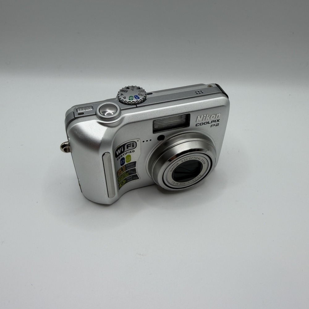 Nikon Coolpix P2 Digital Camera 5.1‎ MP 3.5X Zoom Wi-Fi Silver Compact LCD